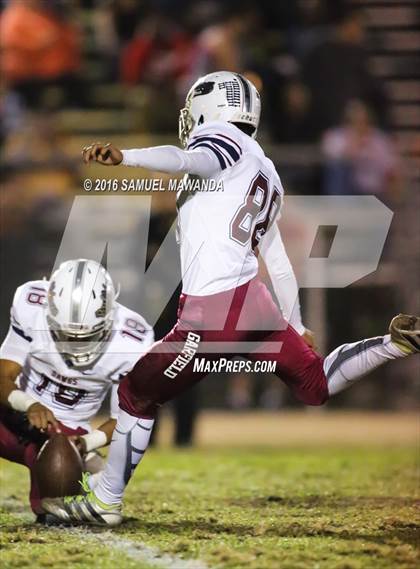 Thumbnail 2 in Garfield @ San Fernando (CIF LACS 1st Round) photogallery.