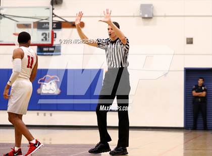 Thumbnail 1 in Notre Dame vs. George Washington Prep (CIF SoCal Regional D3 Round 2) photogallery.