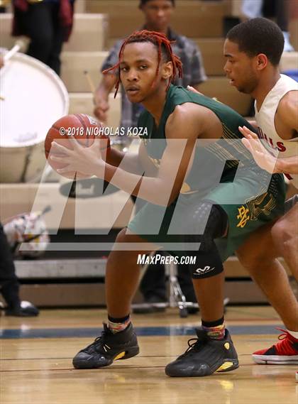 Thumbnail 1 in Notre Dame vs. George Washington Prep (CIF SoCal Regional D3 Round 2) photogallery.