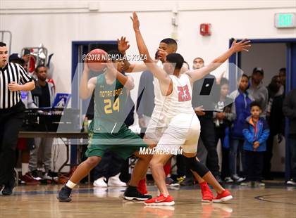 Thumbnail 3 in Notre Dame vs. George Washington Prep (CIF SoCal Regional D3 Round 2) photogallery.