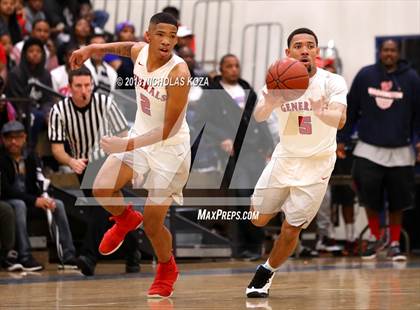 Thumbnail 3 in Notre Dame vs. George Washington Prep (CIF SoCal Regional D3 Round 2) photogallery.