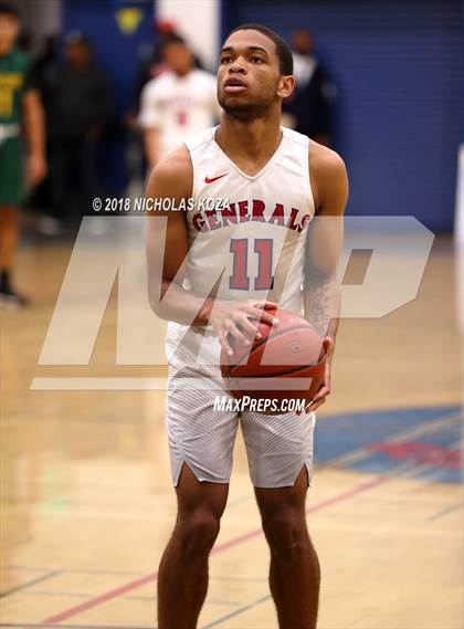 Thumbnail 1 in Notre Dame vs. George Washington Prep (CIF SoCal Regional D3 Round 2) photogallery.