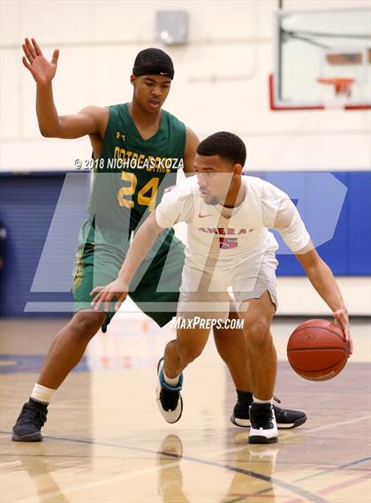 Thumbnail 2 in Notre Dame vs. George Washington Prep (CIF SoCal Regional D3 Round 2) photogallery.