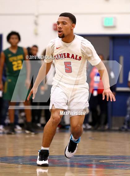 Thumbnail 2 in Notre Dame vs. George Washington Prep (CIF SoCal Regional D3 Round 2) photogallery.