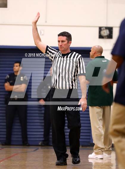 Thumbnail 2 in Notre Dame vs. George Washington Prep (CIF SoCal Regional D3 Round 2) photogallery.