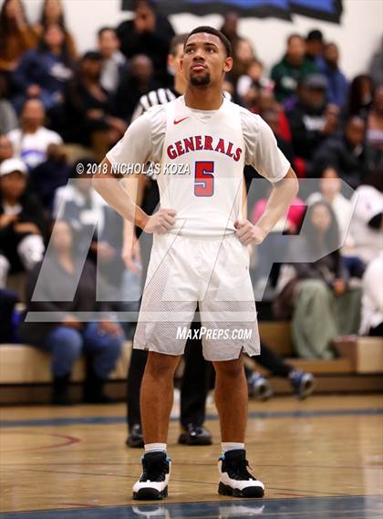 Thumbnail 1 in Notre Dame vs. George Washington Prep (CIF SoCal Regional D3 Round 2) photogallery.