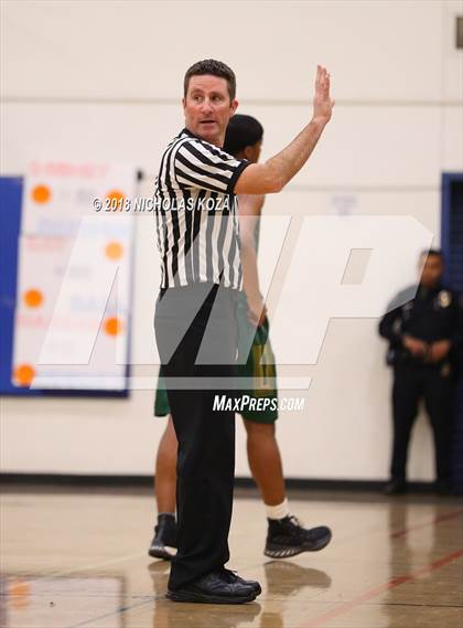 Thumbnail 2 in Notre Dame vs. George Washington Prep (CIF SoCal Regional D3 Round 2) photogallery.