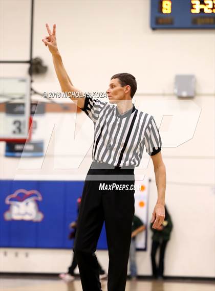 Thumbnail 2 in Notre Dame vs. George Washington Prep (CIF SoCal Regional D3 Round 2) photogallery.