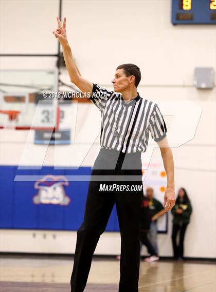 Thumbnail 1 in Notre Dame vs. George Washington Prep (CIF SoCal Regional D3 Round 2) photogallery.