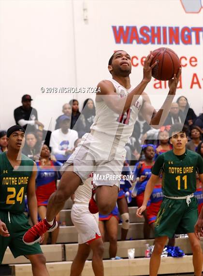 Thumbnail 3 in Notre Dame vs. George Washington Prep (CIF SoCal Regional D3 Round 2) photogallery.