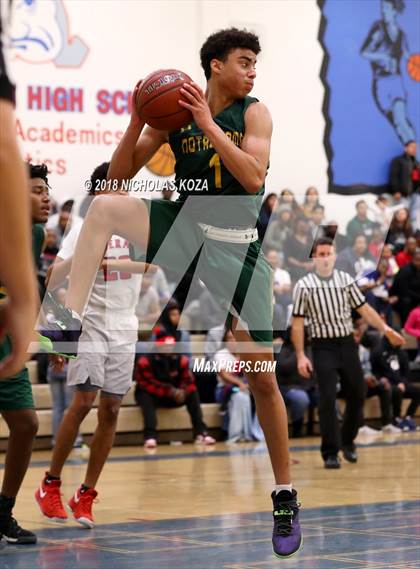 Thumbnail 2 in Notre Dame vs. George Washington Prep (CIF SoCal Regional D3 Round 2) photogallery.