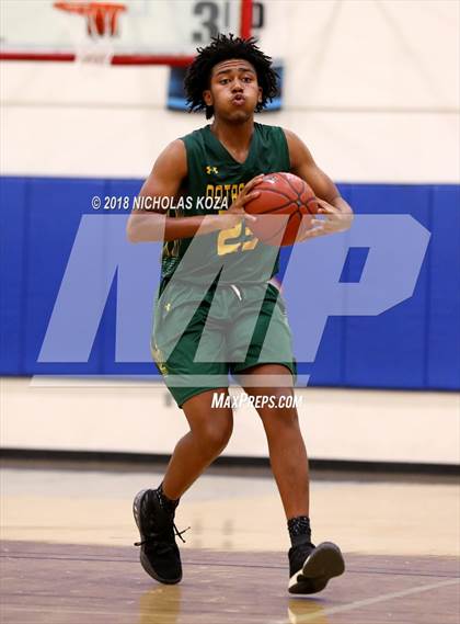 Thumbnail 1 in Notre Dame vs. George Washington Prep (CIF SoCal Regional D3 Round 2) photogallery.