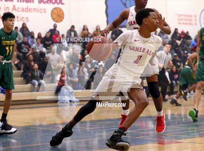 Thumbnail 2 in Notre Dame vs. George Washington Prep (CIF SoCal Regional D3 Round 2) photogallery.