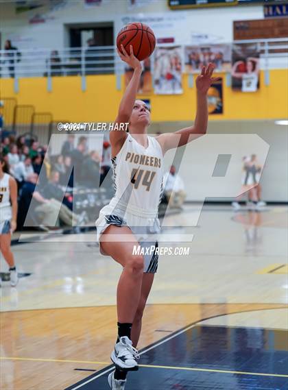 Thumbnail 2 in Decatur Central @ Mooresville photogallery.