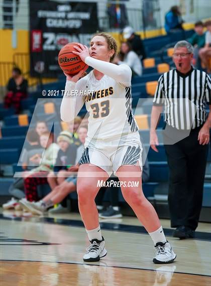 Thumbnail 2 in Decatur Central @ Mooresville photogallery.