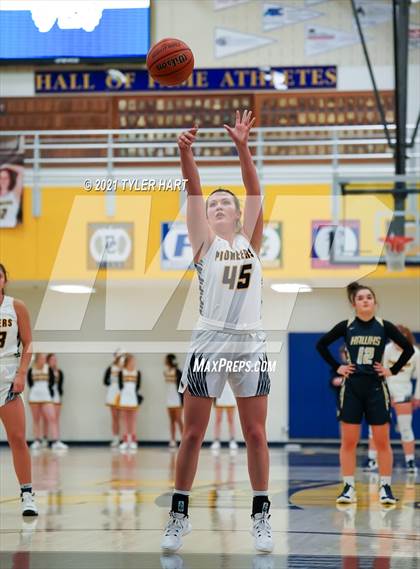 Thumbnail 1 in Decatur Central @ Mooresville photogallery.