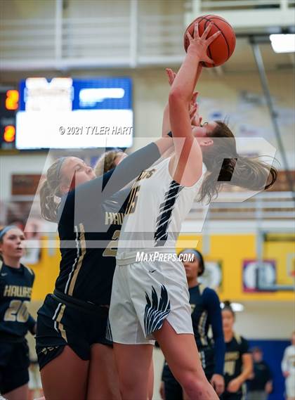 Thumbnail 3 in Decatur Central @ Mooresville photogallery.