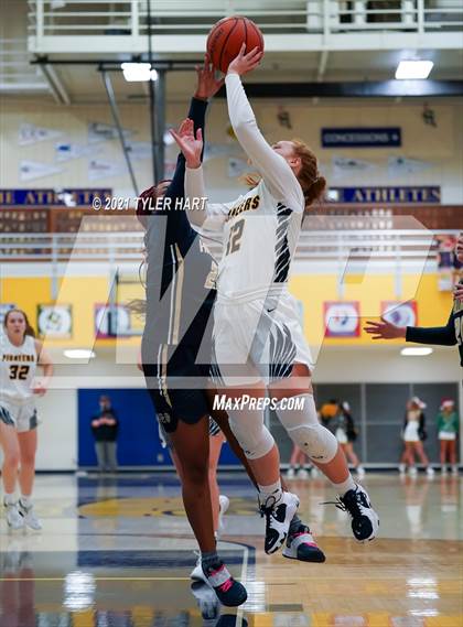 Thumbnail 2 in Decatur Central @ Mooresville photogallery.