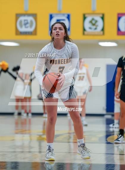 Thumbnail 2 in Decatur Central @ Mooresville photogallery.