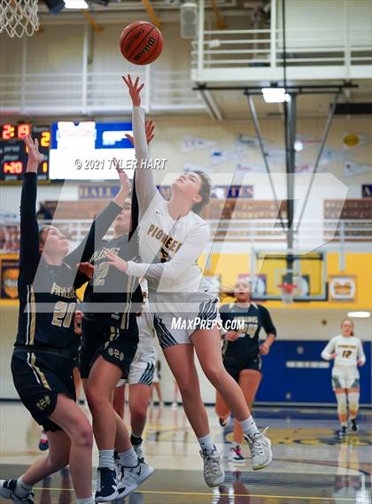 Thumbnail 1 in Decatur Central @ Mooresville photogallery.