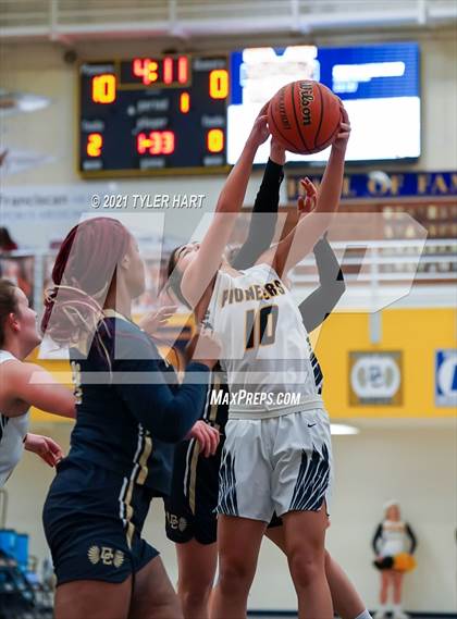 Thumbnail 2 in Decatur Central @ Mooresville photogallery.