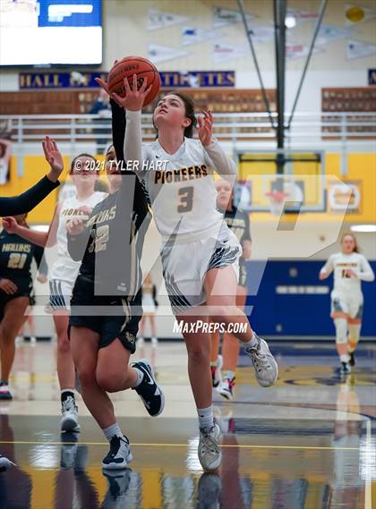 Thumbnail 2 in Decatur Central @ Mooresville photogallery.