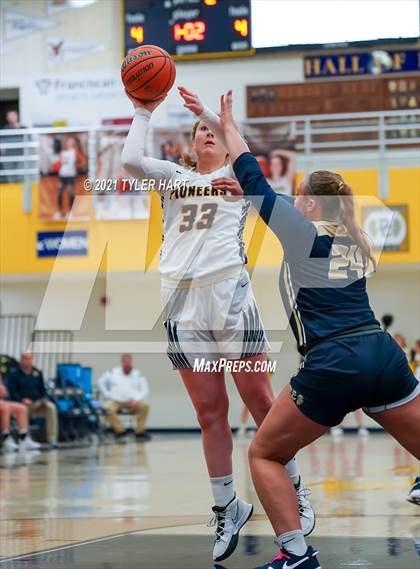 Thumbnail 1 in Decatur Central @ Mooresville photogallery.