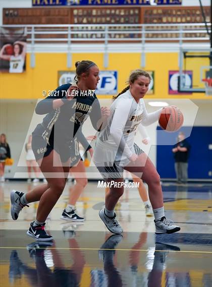 Thumbnail 3 in Decatur Central @ Mooresville photogallery.
