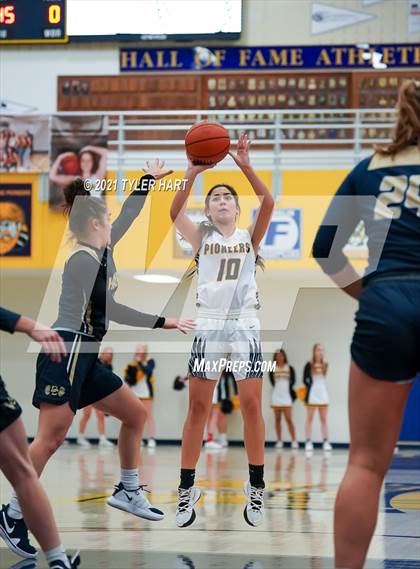 Thumbnail 1 in Decatur Central @ Mooresville photogallery.