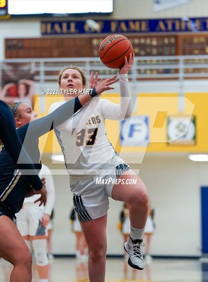 Thumbnail 1 in Decatur Central @ Mooresville photogallery.