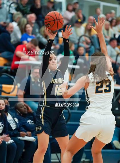 Thumbnail 3 in Decatur Central @ Mooresville photogallery.