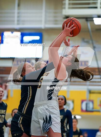 Thumbnail 1 in Decatur Central @ Mooresville photogallery.
