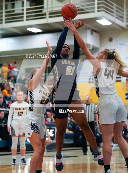 Thumbnail 1 in Decatur Central @ Mooresville photogallery.