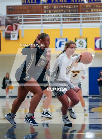 Thumbnail 2 in Decatur Central @ Mooresville photogallery.