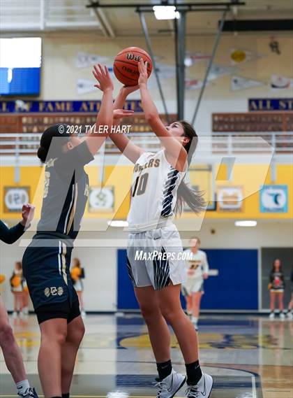 Thumbnail 1 in Decatur Central @ Mooresville photogallery.