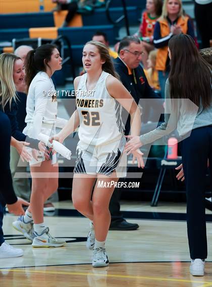 Thumbnail 1 in Decatur Central @ Mooresville photogallery.