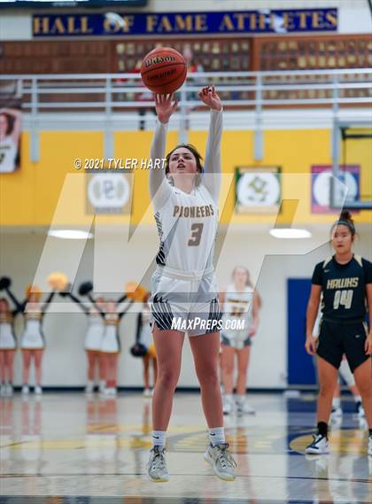 Thumbnail 3 in Decatur Central @ Mooresville photogallery.