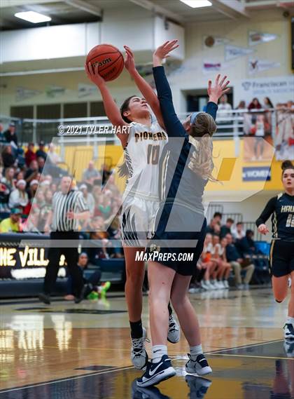 Thumbnail 2 in Decatur Central @ Mooresville photogallery.