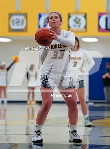 Thumbnail 2 in Decatur Central @ Mooresville photogallery.