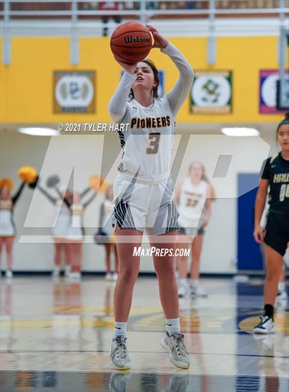 Thumbnail 2 in Decatur Central @ Mooresville photogallery.