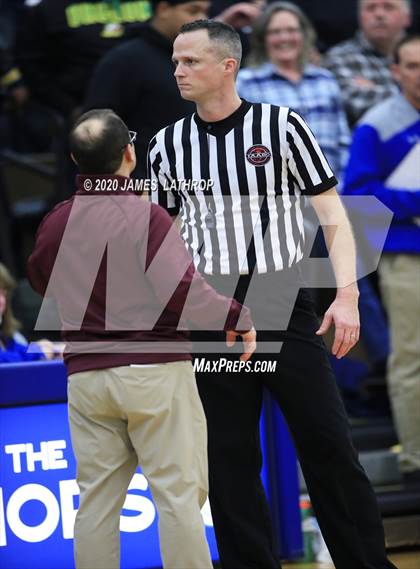 Thumbnail 3 in Irondequoit vs. Mendon (Section V Class1A Semifinal) photogallery.