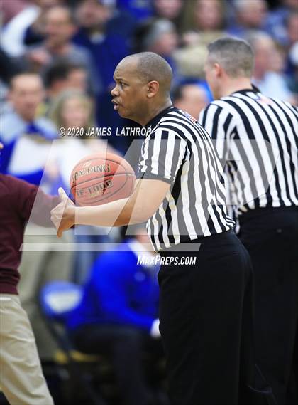 Thumbnail 2 in Irondequoit vs. Mendon (Section V Class1A Semifinal) photogallery.