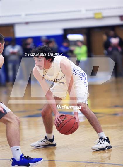 Thumbnail 1 in Irondequoit vs. Mendon (Section V Class1A Semifinal) photogallery.