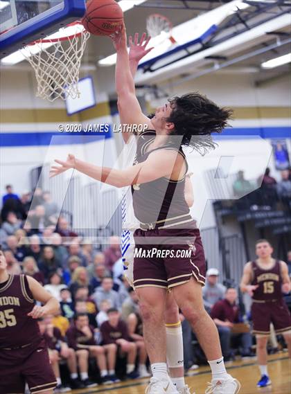 Thumbnail 2 in Irondequoit vs. Mendon (Section V Class1A Semifinal) photogallery.