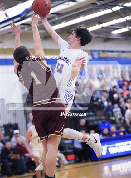 Thumbnail 2 in Irondequoit vs. Mendon (Section V Class1A Semifinal) photogallery.