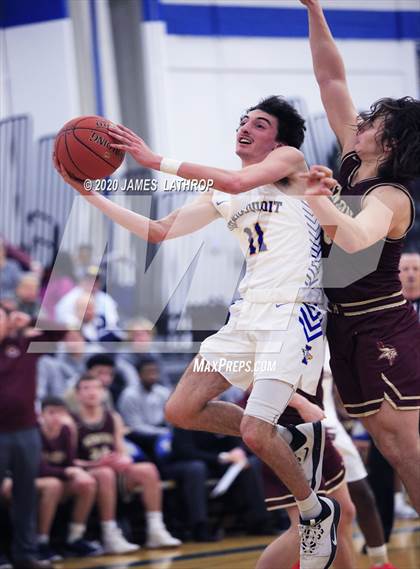 Thumbnail 2 in Irondequoit vs. Mendon (Section V Class1A Semifinal) photogallery.