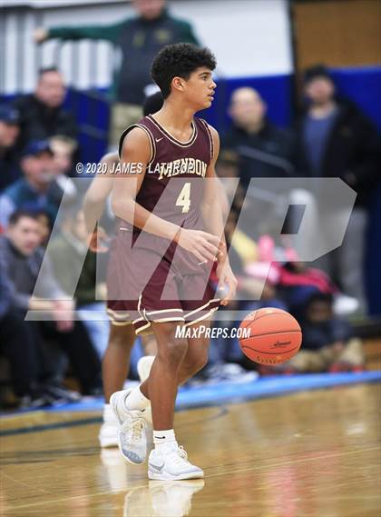 Thumbnail 1 in Irondequoit vs. Mendon (Section V Class1A Semifinal) photogallery.