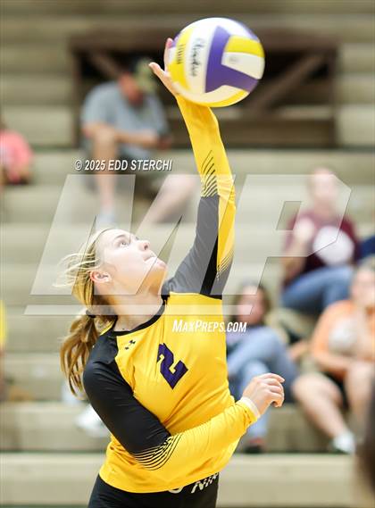 Thumbnail 3 in Campbellsville @ Marion County photogallery.