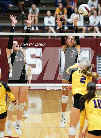 Thumbnail 1 in Campbellsville @ Marion County photogallery.