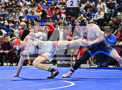 Thumbnail 3 in UIL State Championships - 5A 145lb Final photogallery.